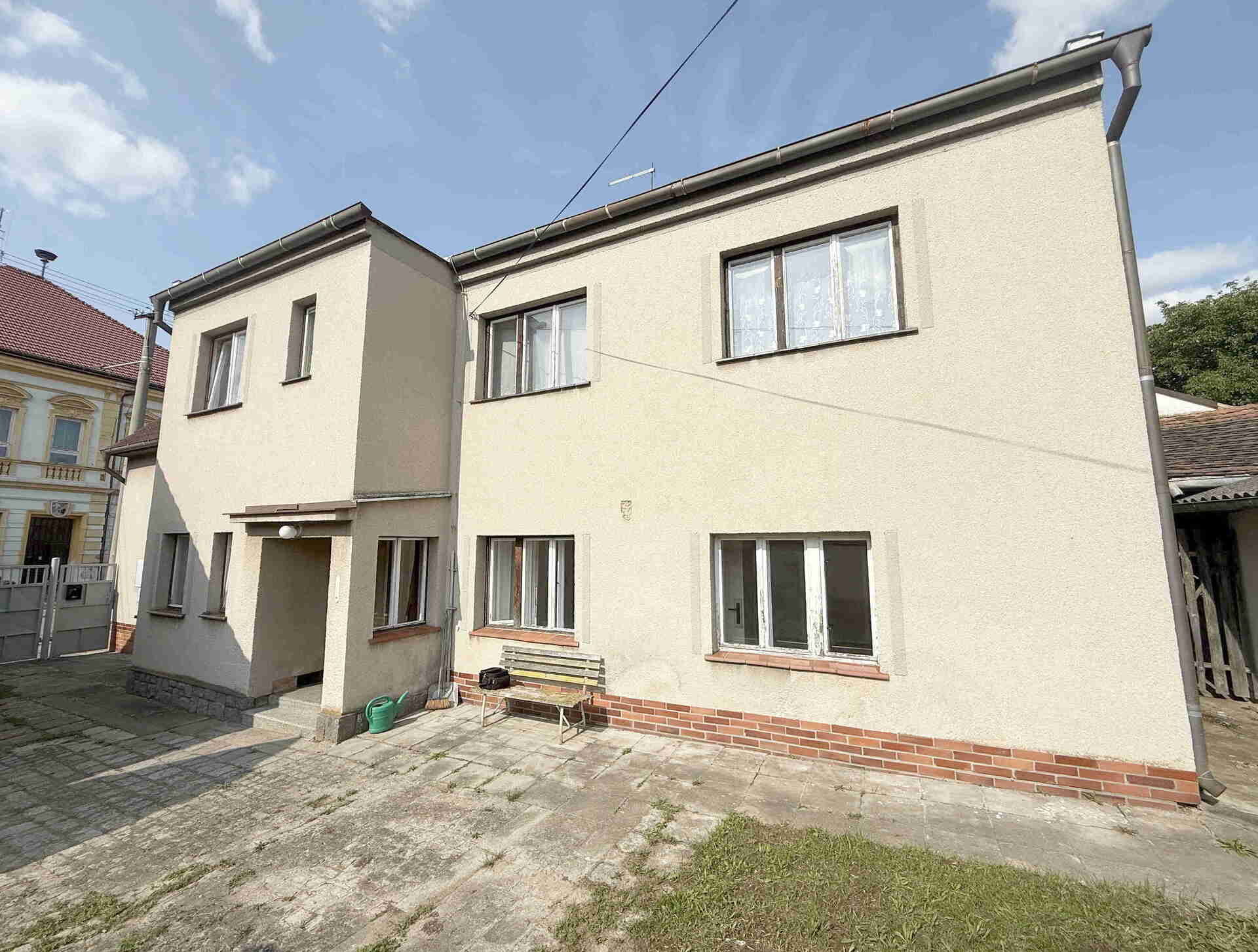 Prodej rodinného domu ve Štěnovicích