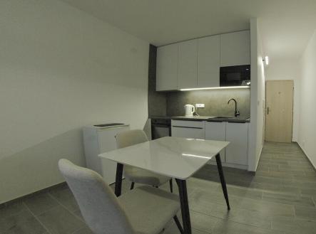 Pronájem bytu, 1+kk, 28 m²