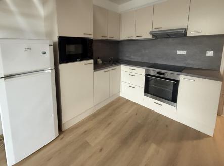 Pronájem bytu, 3+kk, 81 m²