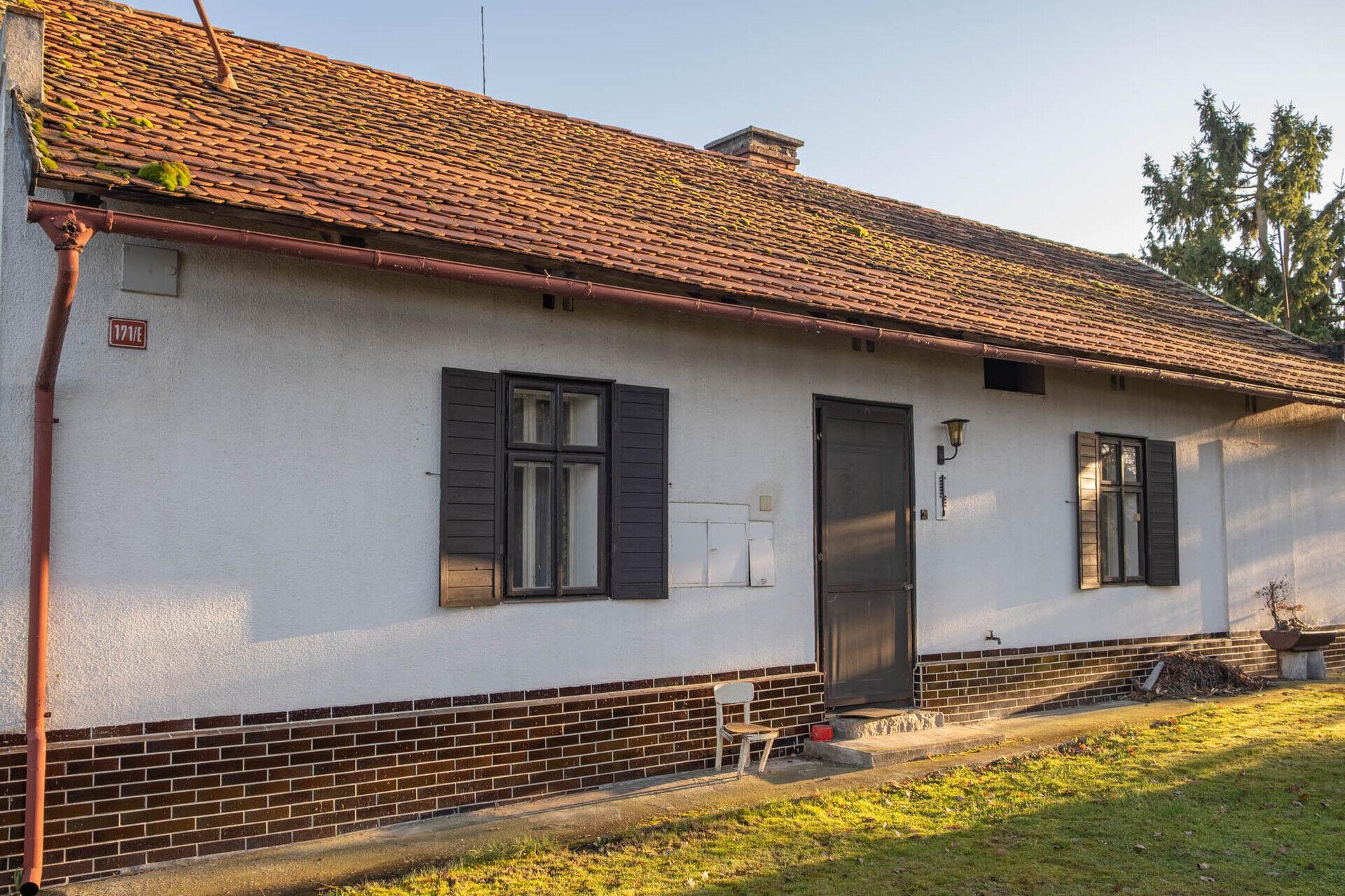 Pěkná chalupa s historickým geniem loci v obci Žákava