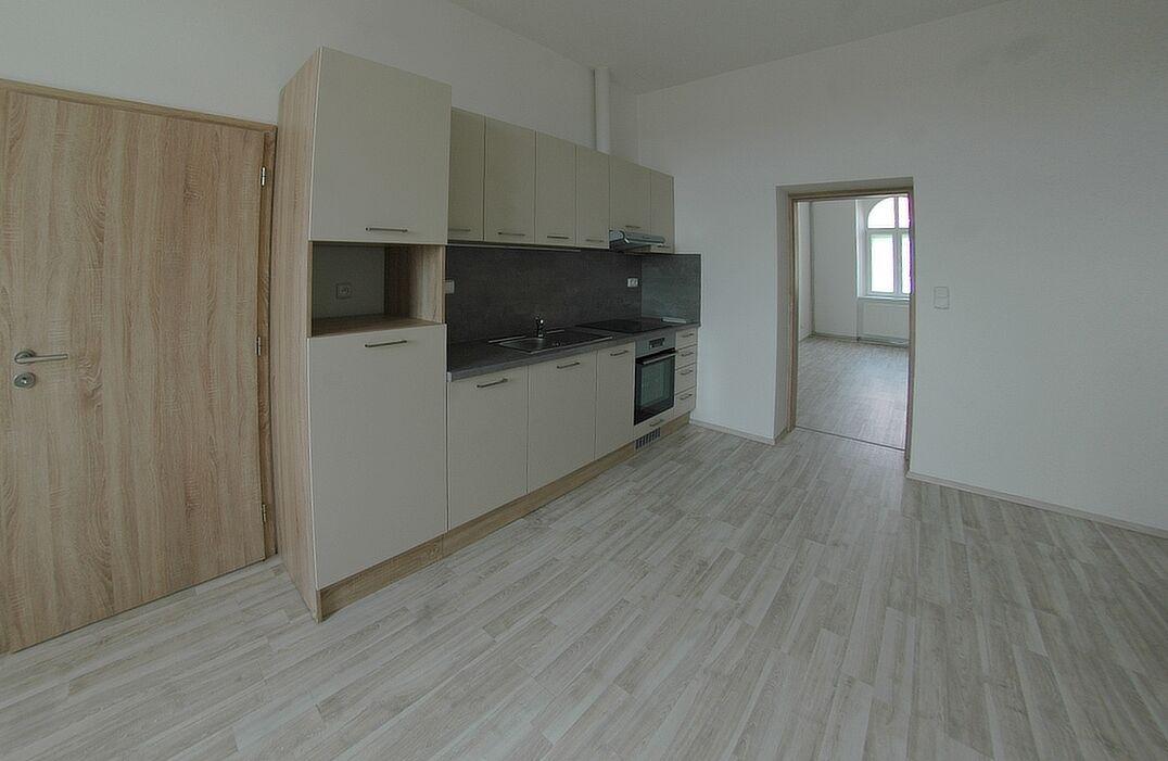 Pronájem moderního bytu 2+kk s balkonem v centru Plzně
