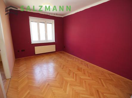 Pronájem - kanceláře, 65 m²