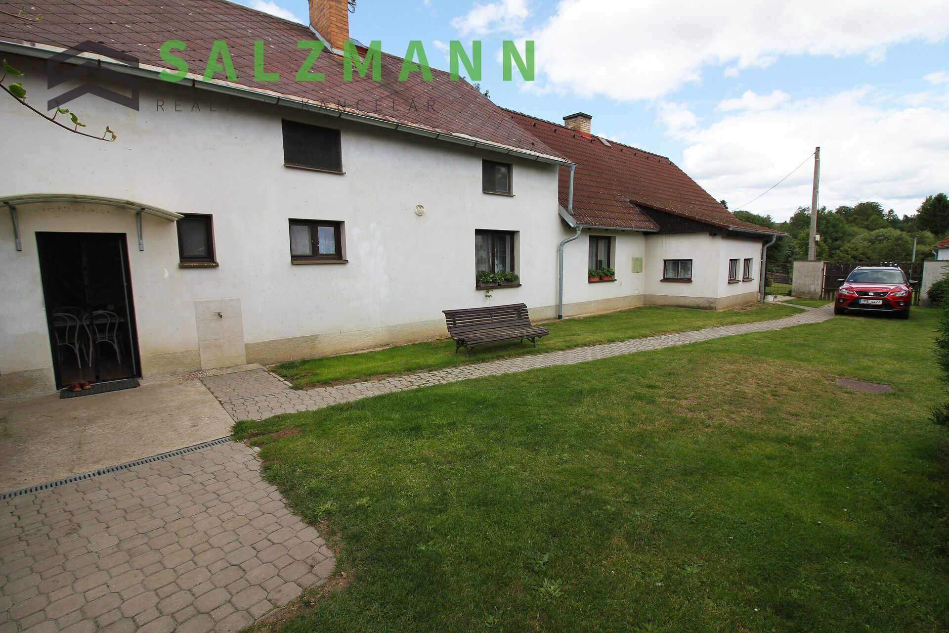 Rodinný dům (cihla, 290m2), Krsy • Kejšovice