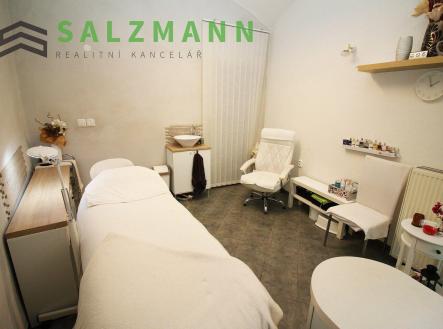 Pronájem obchodní prostor