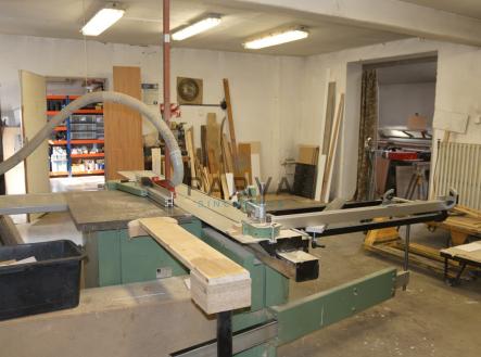 Pronájem komerčního objektu, výroba, 312 m²