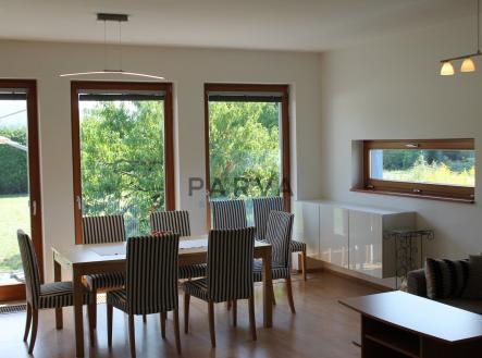 Pronájem domu/vily, 160 m²