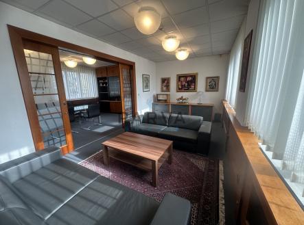 Pronájem kanceláře, 70 m²