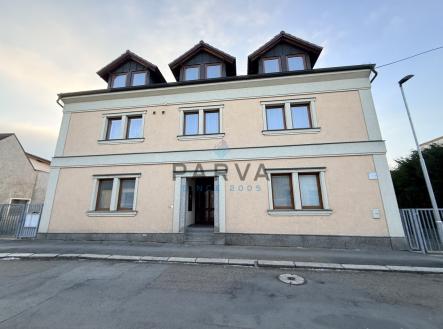 Pronájem kanceláře, 57 m²