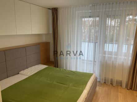 Pronájem bytu, 3+kk, 86 m²