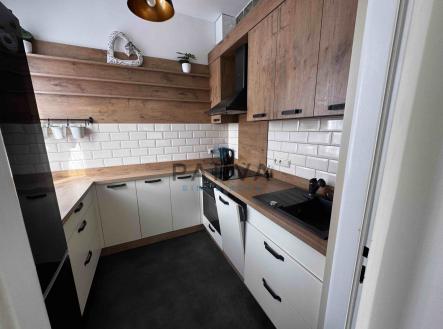 Pronájem bytu, 2+1, 52 m²