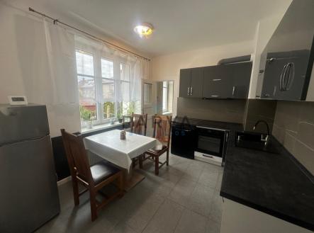 Pronájem bytu, 2+1, 74 m²