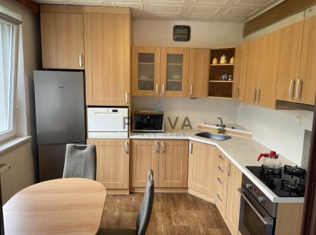 Pronájem bytu, 3+1, 80 m²