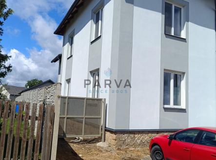 Pronájem bytu, 1+kk, 85 m²
