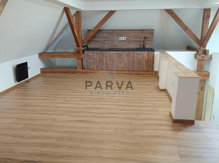 Pronájem bytu, 1+kk, 85 m²