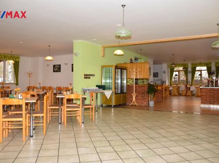 Prodej nájemního domu, 1 600 m²