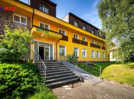 Prodej nájemního domu, 1 600 m²