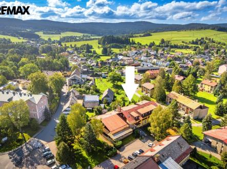 Prodej nájemního domu, 1 600 m²