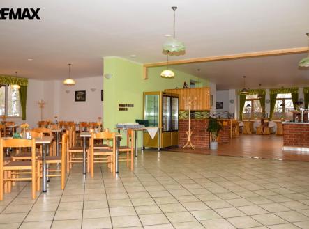 Prodej nájemního domu, 1 600 m²