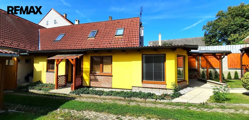 čelní pohled na dům