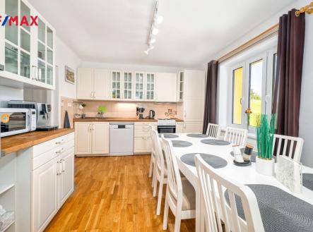 Prodej domu/vily, 330 m²