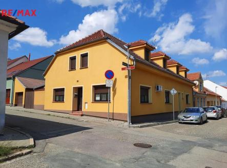 Prodej - dům/vila, 292 m²