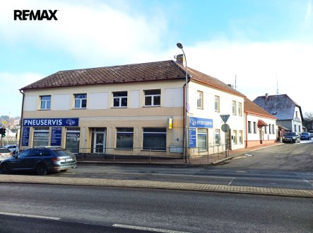 Pronájem nebytových prostor cca 100 m2 v Pelhřimově