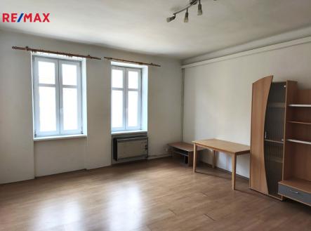 Pronájem bytu, 1+1, 53 m²