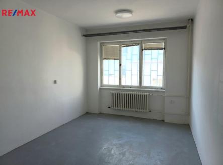 Pronájem skladovací prostor, 18 m²