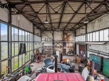 Prodej výrobní prostor, 563 m²