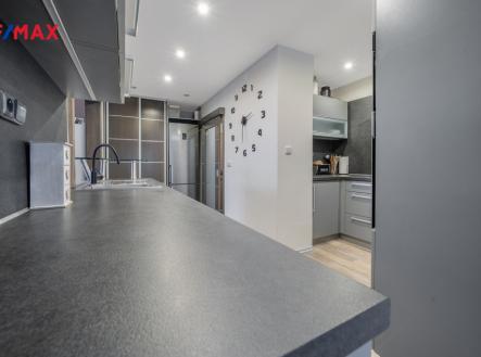 Prodej bytu, 3+kk, 74 m²