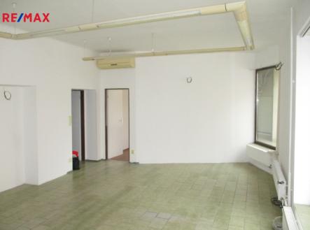 Pronájem obchodní prostor, 120 m²