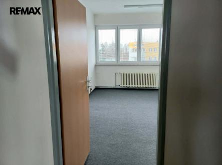 Pronájem kanceláře, 17 m²