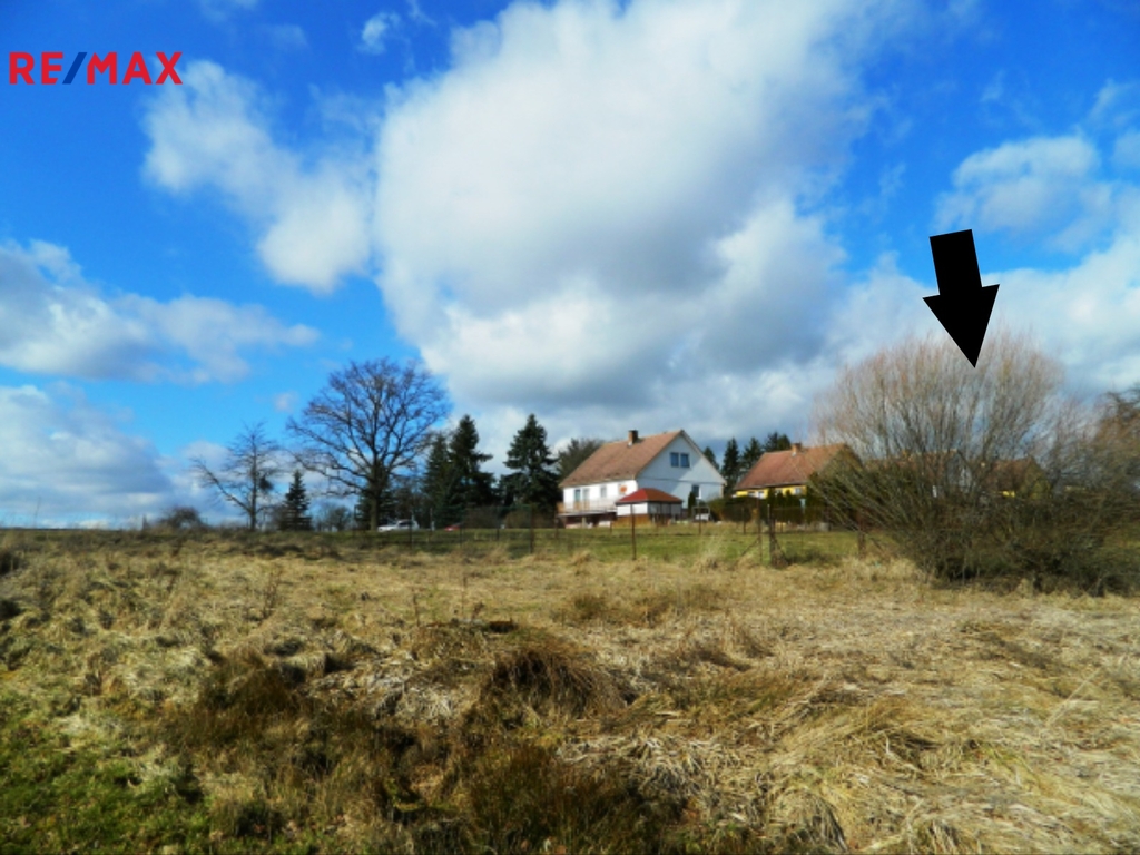 Pohled na lokalitu od rybníka..