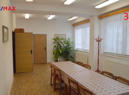 Pronájem kanceláře, 37 m²