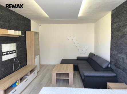 Pronájem bytu, 2+1, 66 m²