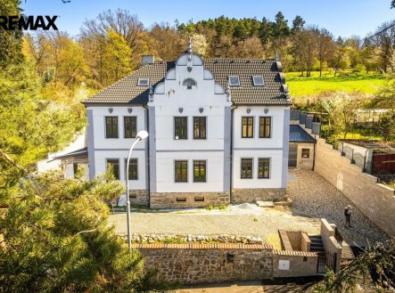 Prodej domu/vily, 550 m²