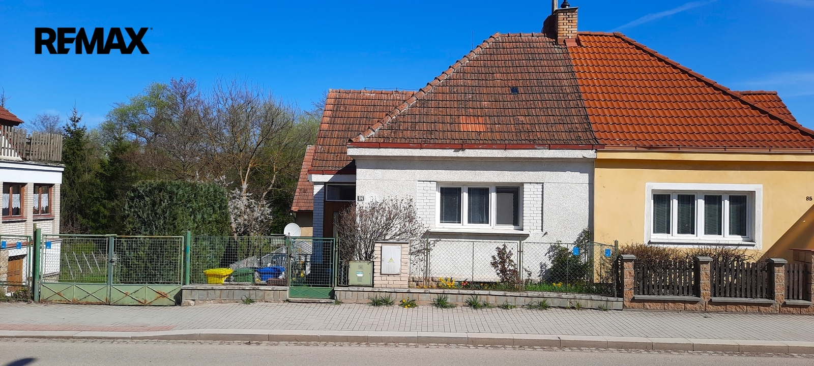 čelní pohled na dům