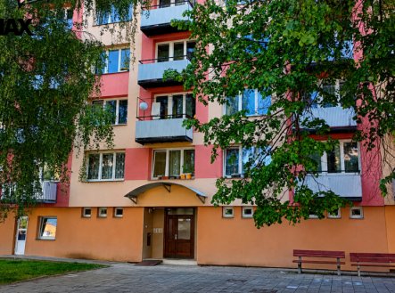 Pronájem slunného zařízeného bytu v Jindřichově Hradci