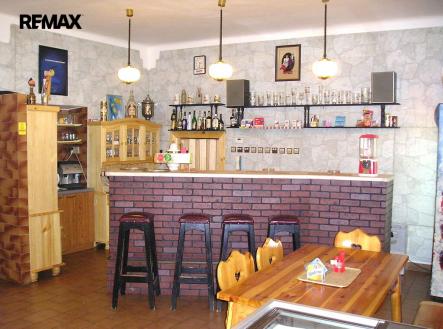 Pronájem restaurace, 374 m²
