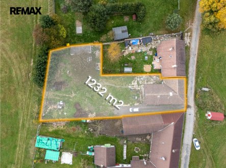 Rodinný dům s novými rozvody a velkým pozemkem 1232 m2-Lipolec