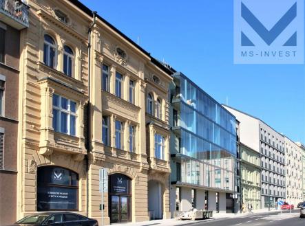 Prodej obchodní prostory, 216 m²