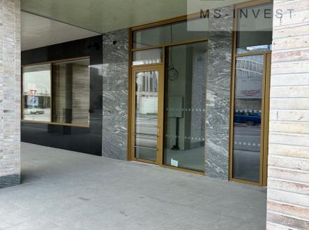 Prodej obchodní prostor, 92 m²