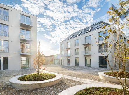 Prodej obchodní prostor, 111 m²