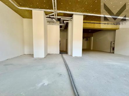 Pronájem obchodní prostor, 190 m²