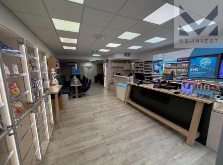 Pronájem obchodní prostor, 96 m²