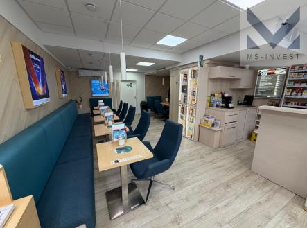 Pronájem obchodní prostor, 96 m²