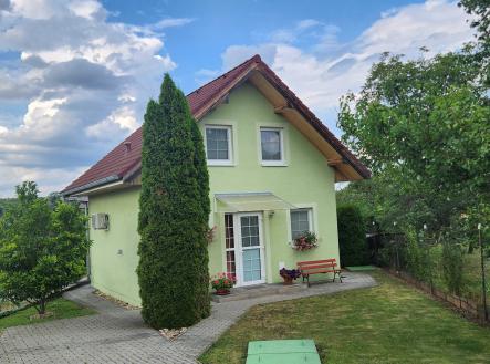 Prodej - pozemek, zahrada, 1 376 m²