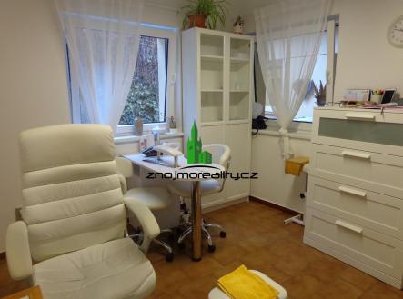 Pronájem komerčního objektu, jiný, 14 m²