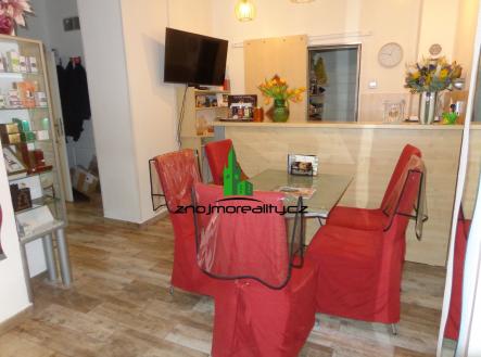 Pronájem komerčního objektu, jiný, 14 m²