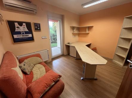Pronájem kanceláře, 10 m²